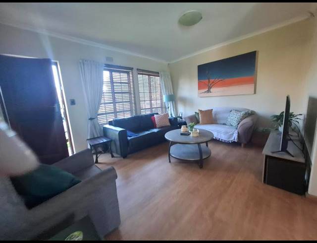 3 BEDROOM PROPERTY TO RENT IN VREDEKLOOF EAST